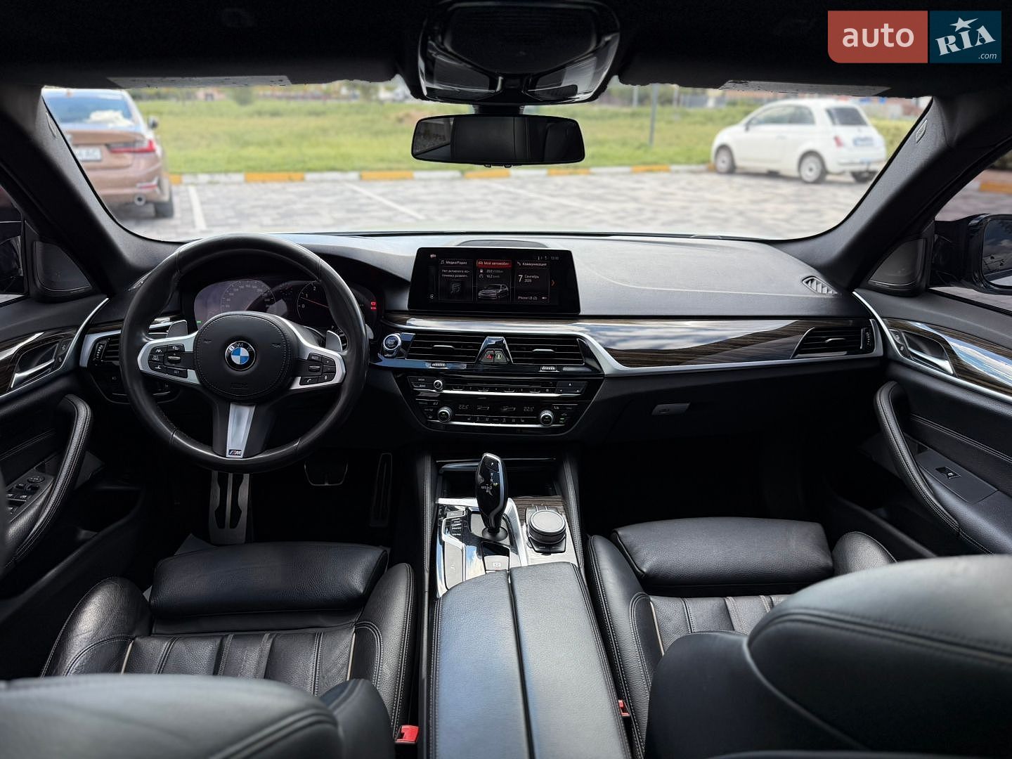 BMW 5 Series 2019 VIN WBAJE5C52KWW32621 фото оголошення 26 з 62