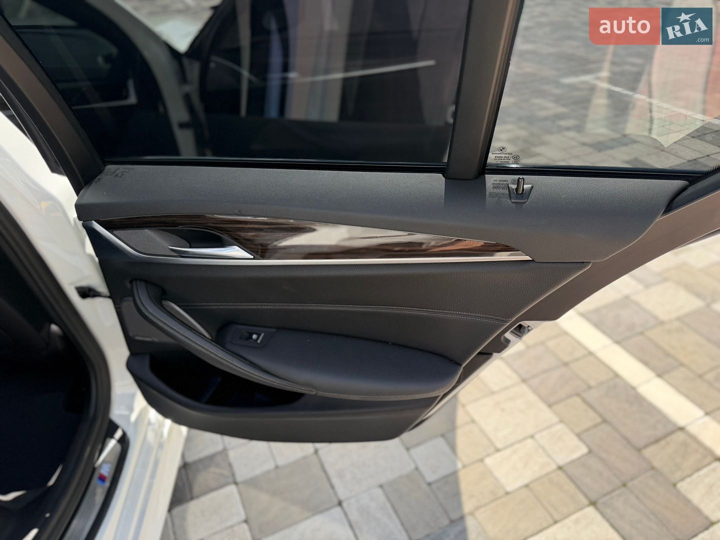 BMW 5 Series 2019 VIN WBAJE5C52KWW32621 фото оголошення 58 з 62