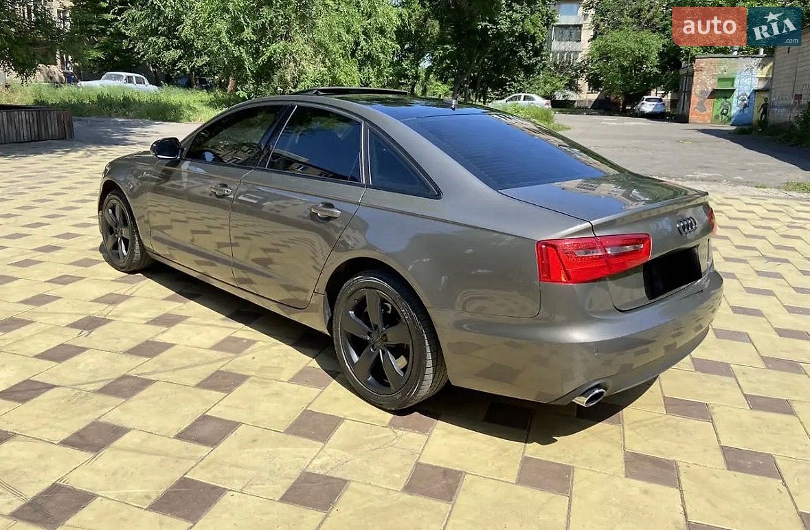 Audi A6 2011 VIN WAUGGAFC9CN081683 фото оголошення 10 з 20