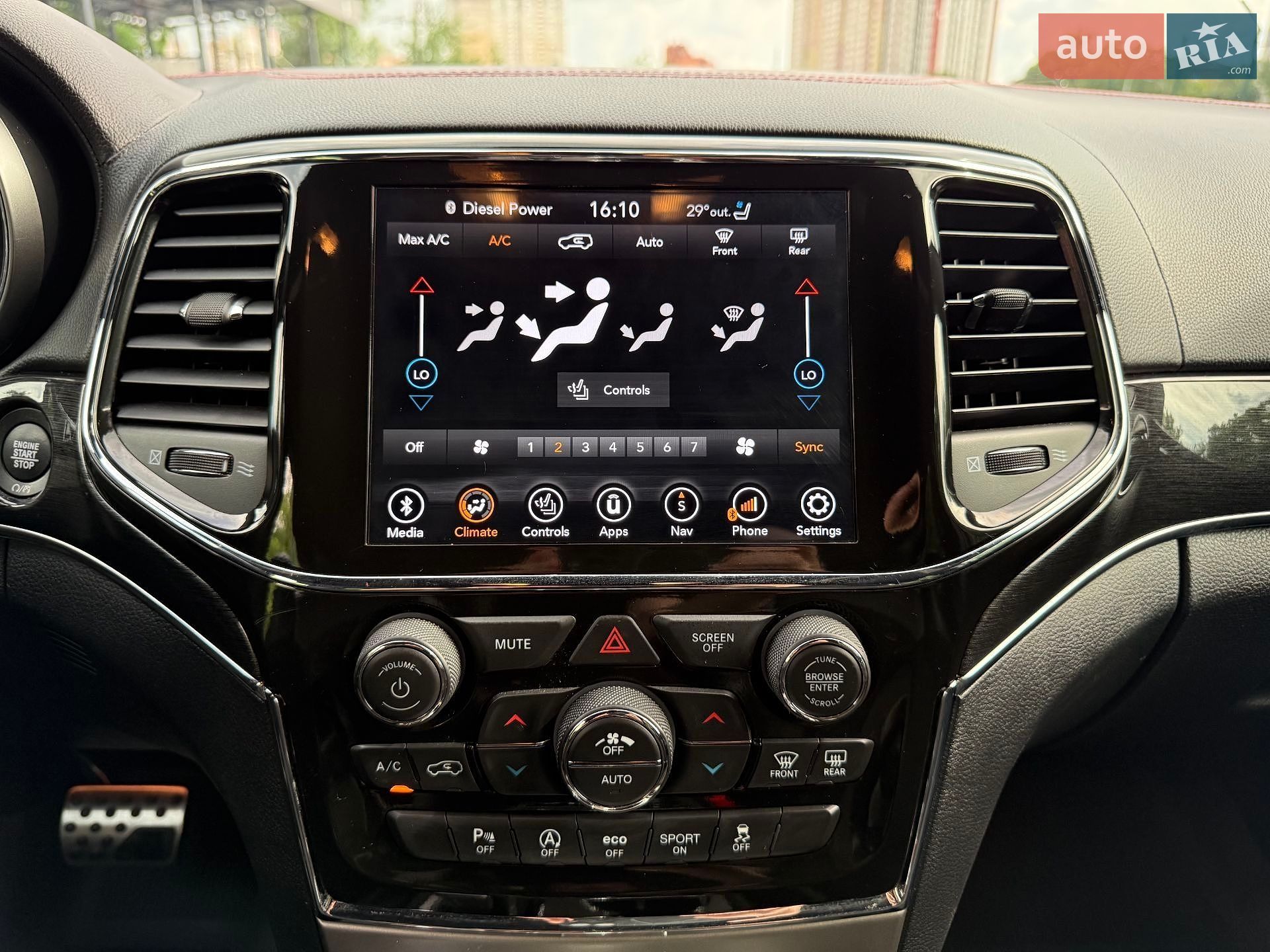 Jeep Grand Cherokee 2020 VIN 1C4RJFLG7MC588578 фото оголошення 15 з 39