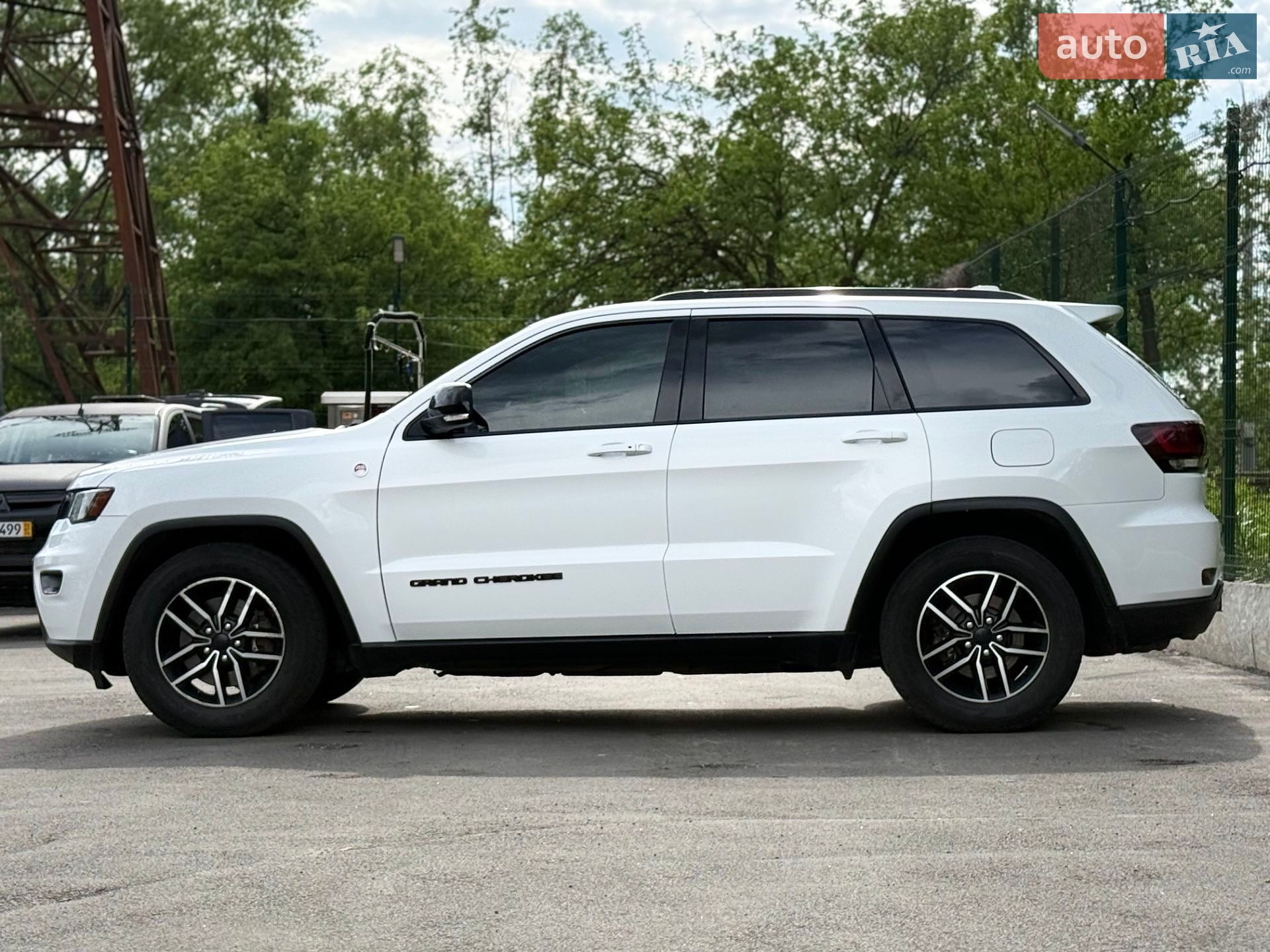 Jeep Grand Cherokee 2020 VIN 1C4RJFLG7MC588578 фото оголошення 38 з 39