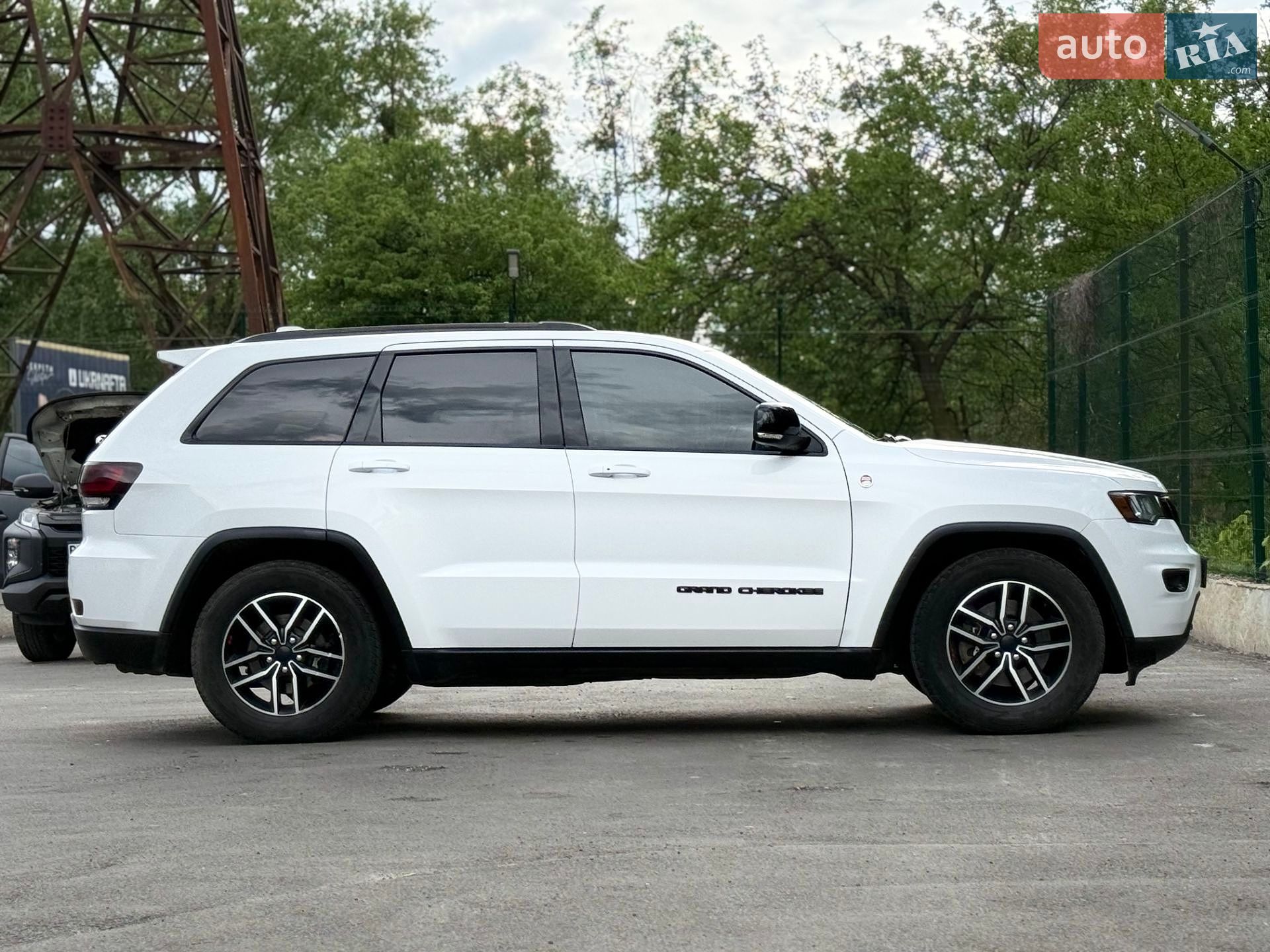 Jeep Grand Cherokee 2020 VIN 1C4RJFLG7MC588578 фото оголошення 36 з 39