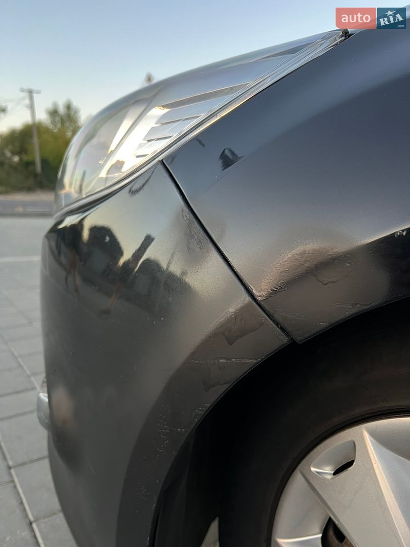 Ford Focus 2011 VIN WF0LXXGCBLBL88715 фото оголошення 27 з 33