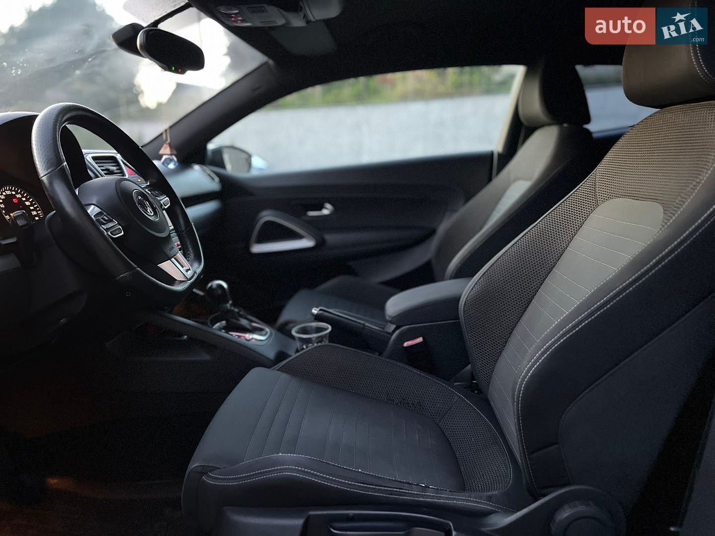 Volkswagen Scirocco 2010 VIN WVWZZZ13ZBV008903 фото оголошення 17 з 45