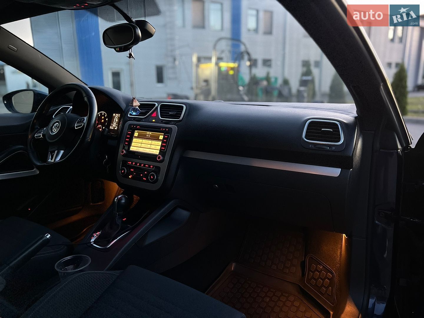 Volkswagen Scirocco 2010 VIN WVWZZZ13ZBV008903 фото оголошення 35 з 45