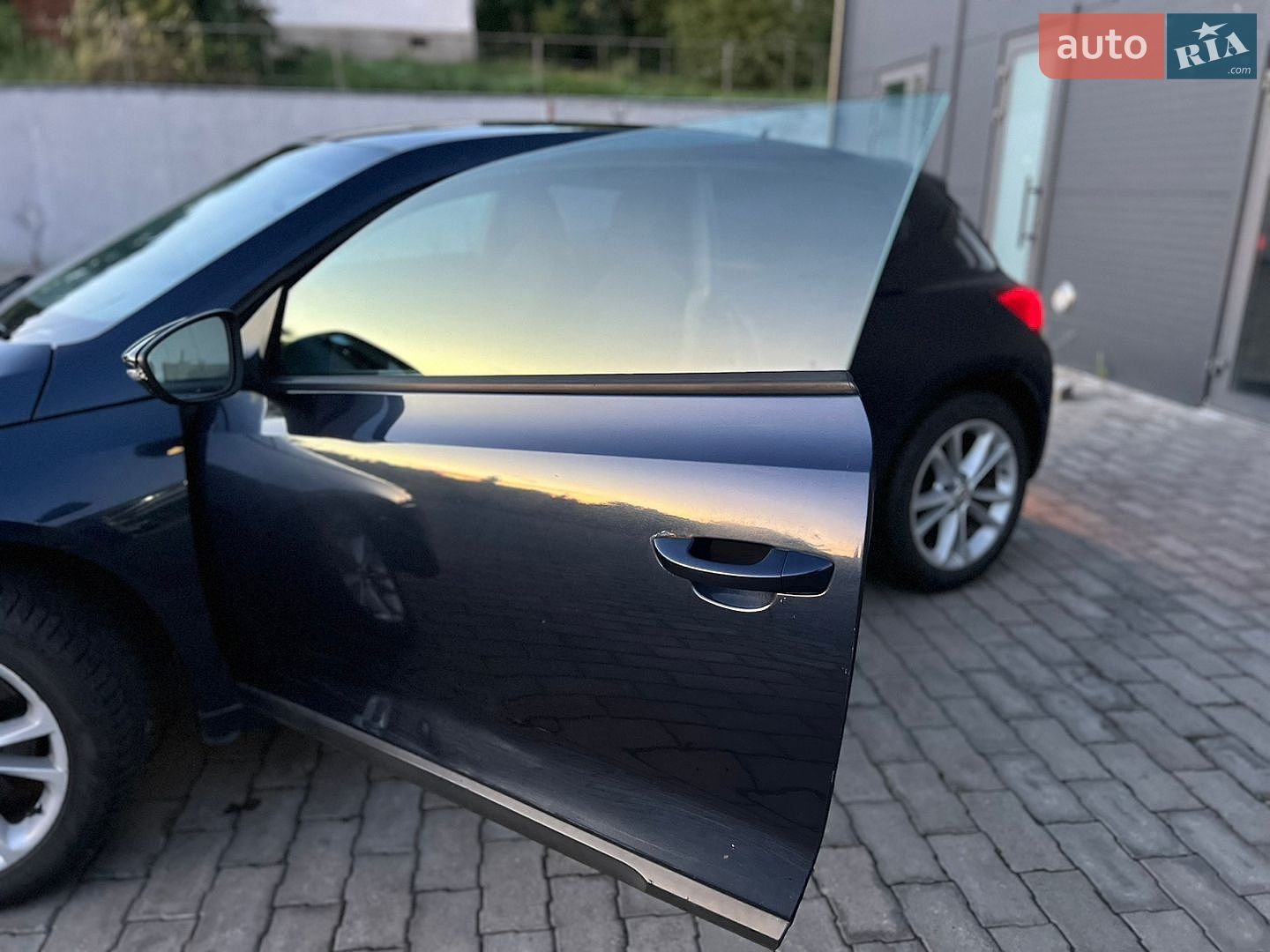 Volkswagen Scirocco 2010 VIN WVWZZZ13ZBV008903 фото оголошення 32 з 45