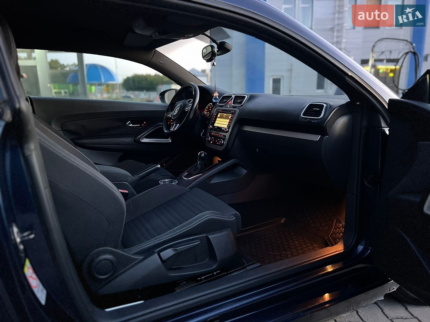 Volkswagen Scirocco 2010 VIN WVWZZZ13ZBV008903 фото оголошення 33 з 45