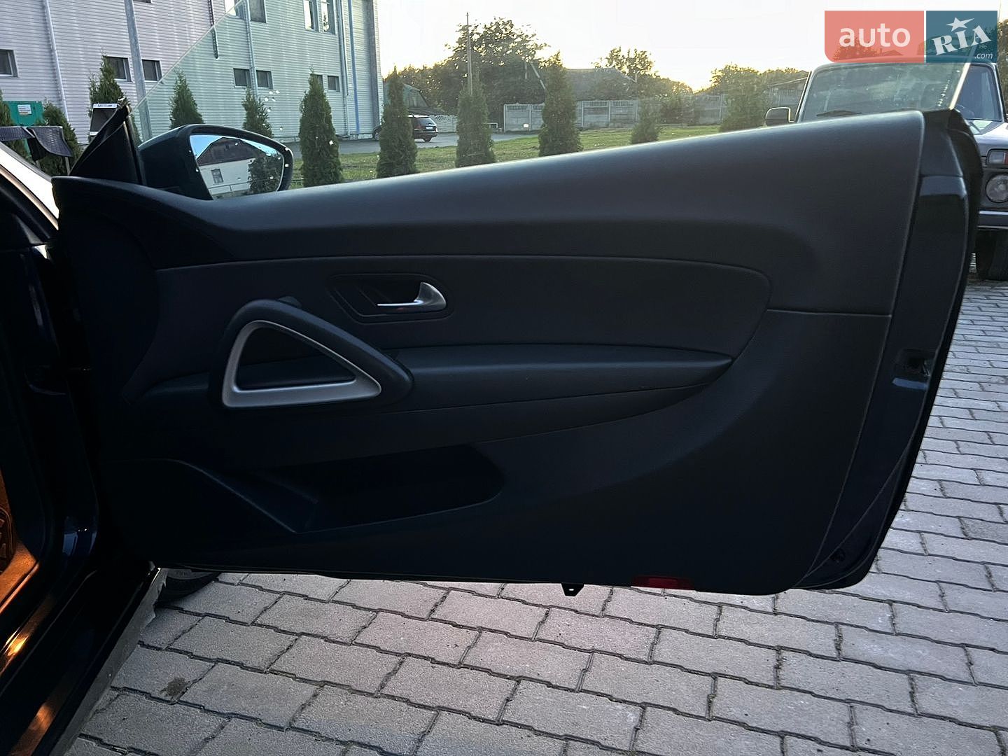 Volkswagen Scirocco 2010 VIN WVWZZZ13ZBV008903 фото оголошення 36 з 45