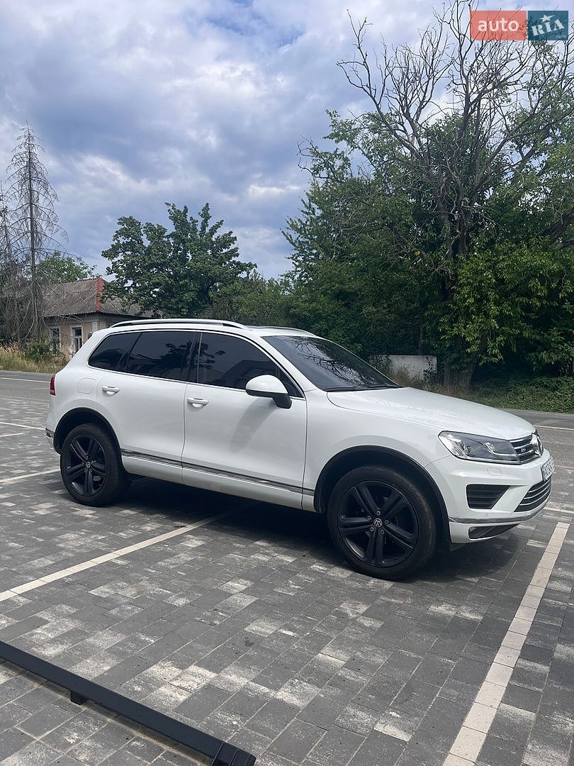 VOLKSWAGEN TOUAREG 2015 VIN WVGZZZ7PZFD017870 фото оголошення 3 з 20