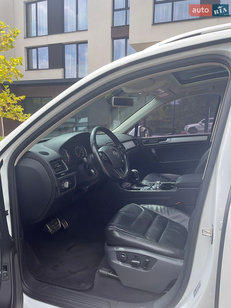 VOLKSWAGEN TOUAREG 2015 VIN WVGZZZ7PZFD017870 фото оголошення 11 з 20