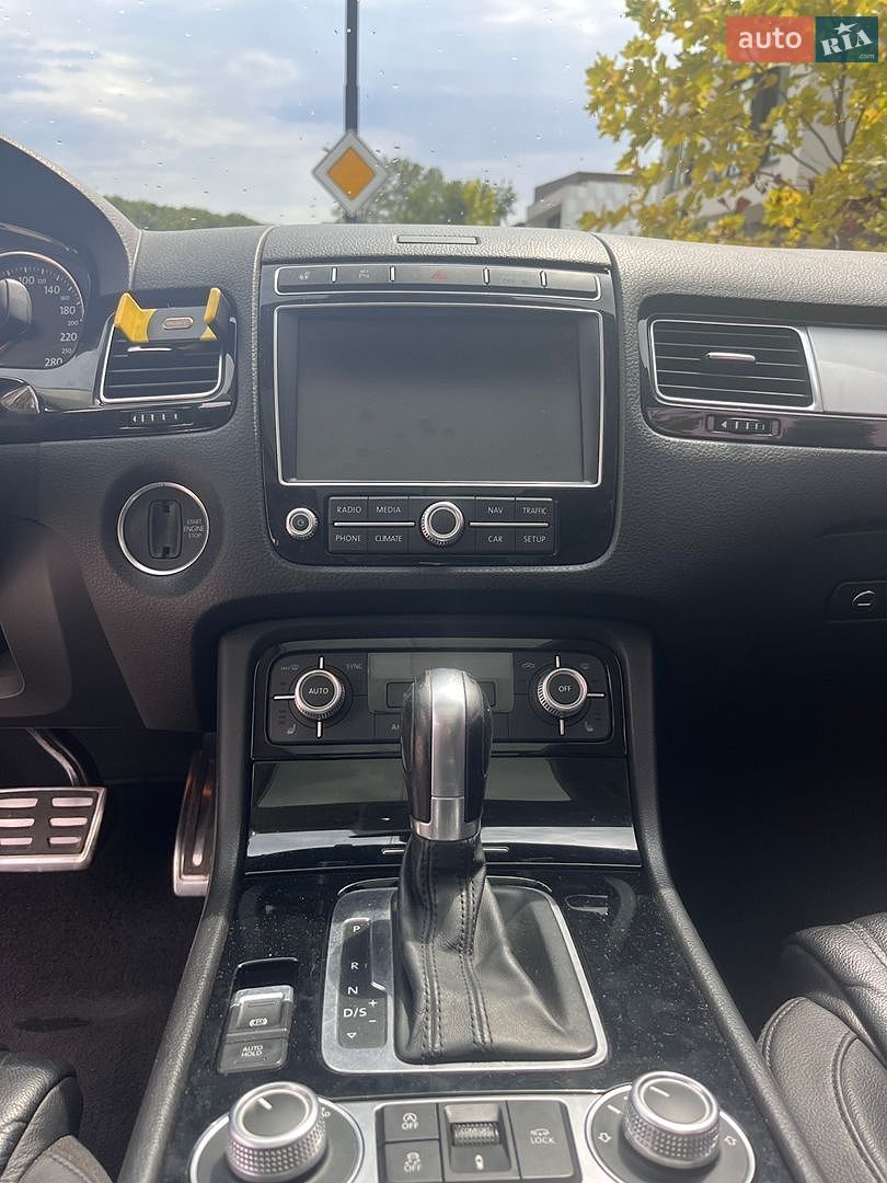VOLKSWAGEN TOUAREG 2015 VIN WVGZZZ7PZFD017870 фото оголошення 14 з 20