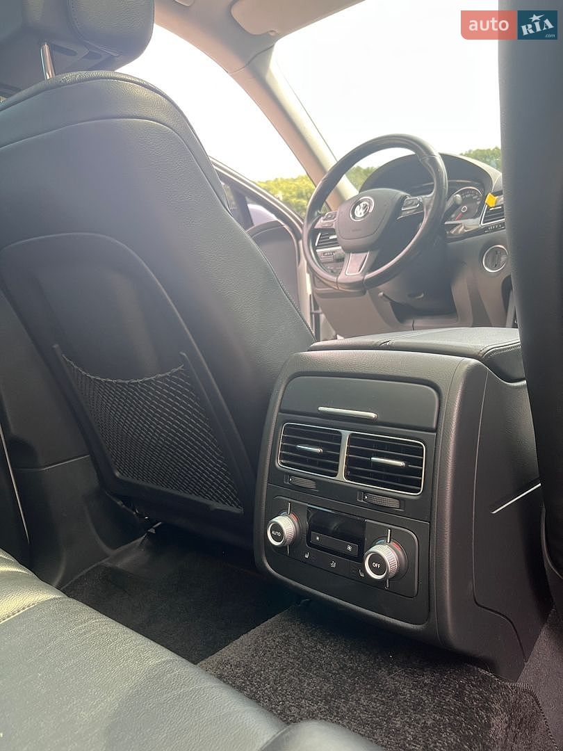 VOLKSWAGEN TOUAREG 2015 VIN WVGZZZ7PZFD017870 фото оголошення 18 з 20