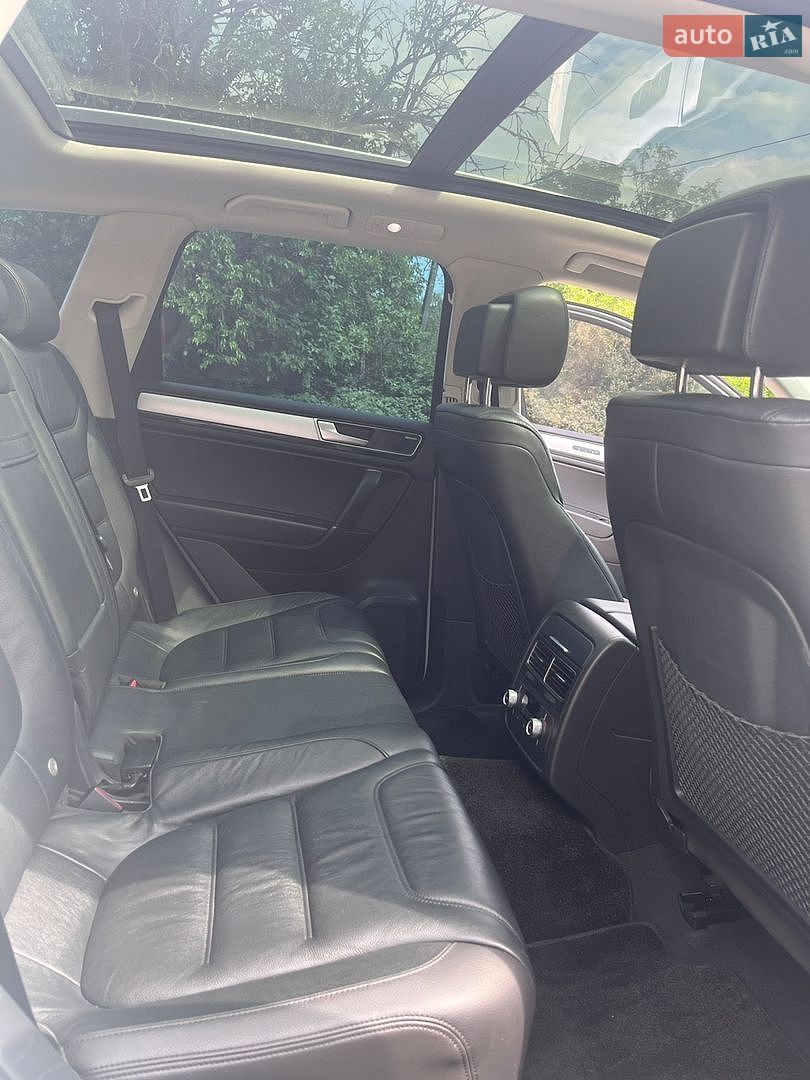 VOLKSWAGEN TOUAREG 2015 VIN WVGZZZ7PZFD017870 фото оголошення 17 з 20