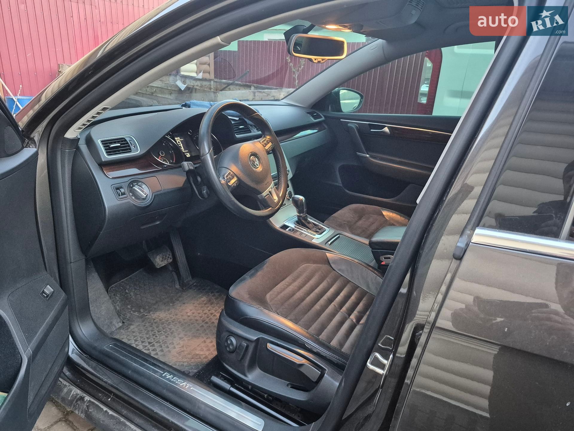 Volkswagen Passat 2012 VIN WVWZZZ3CZCP064074 фото оголошення 17 з 37