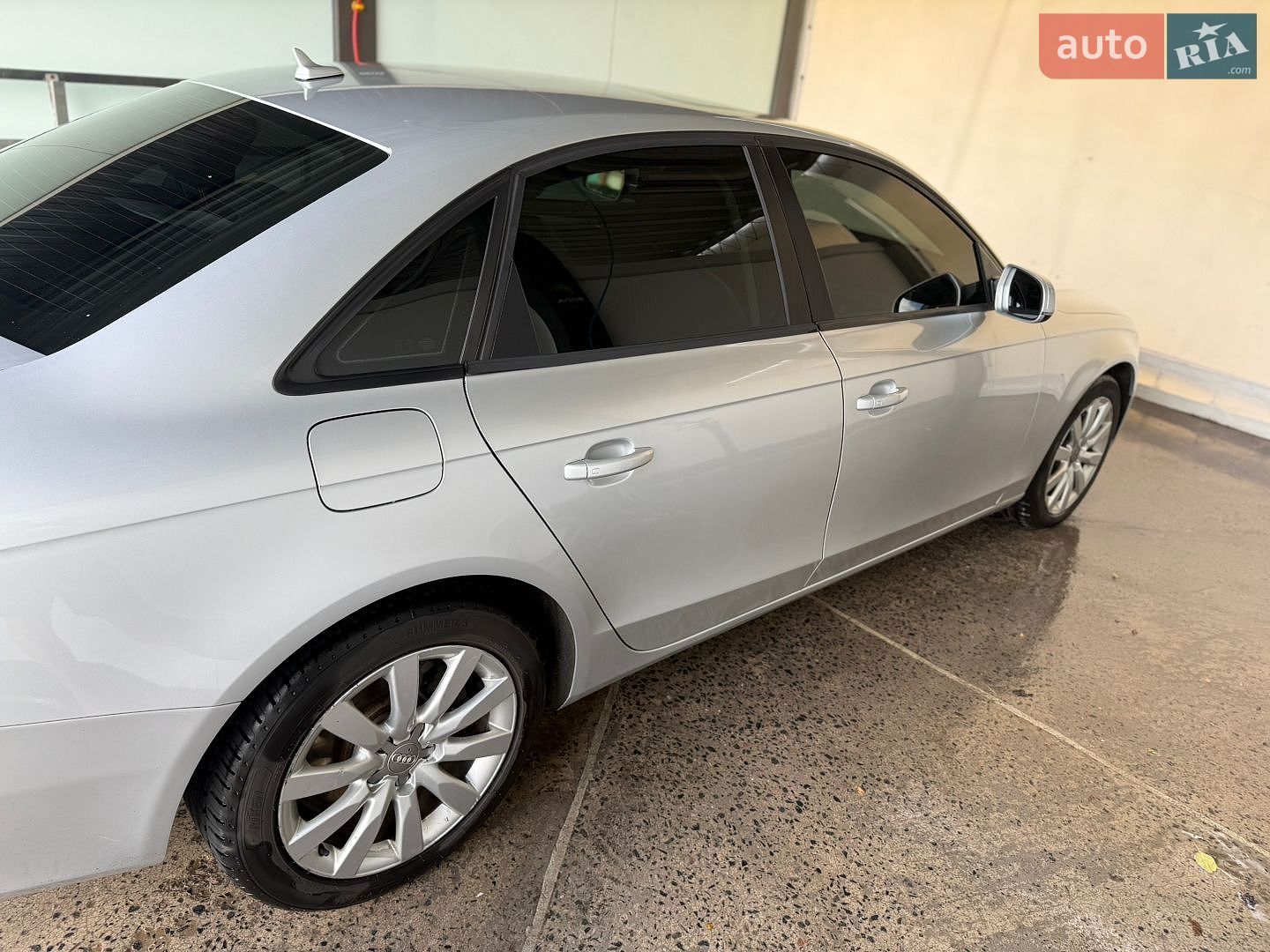 Audi A4 2014 VIN WAUAFAFL2EN031574 фото оголошення 3 з 17