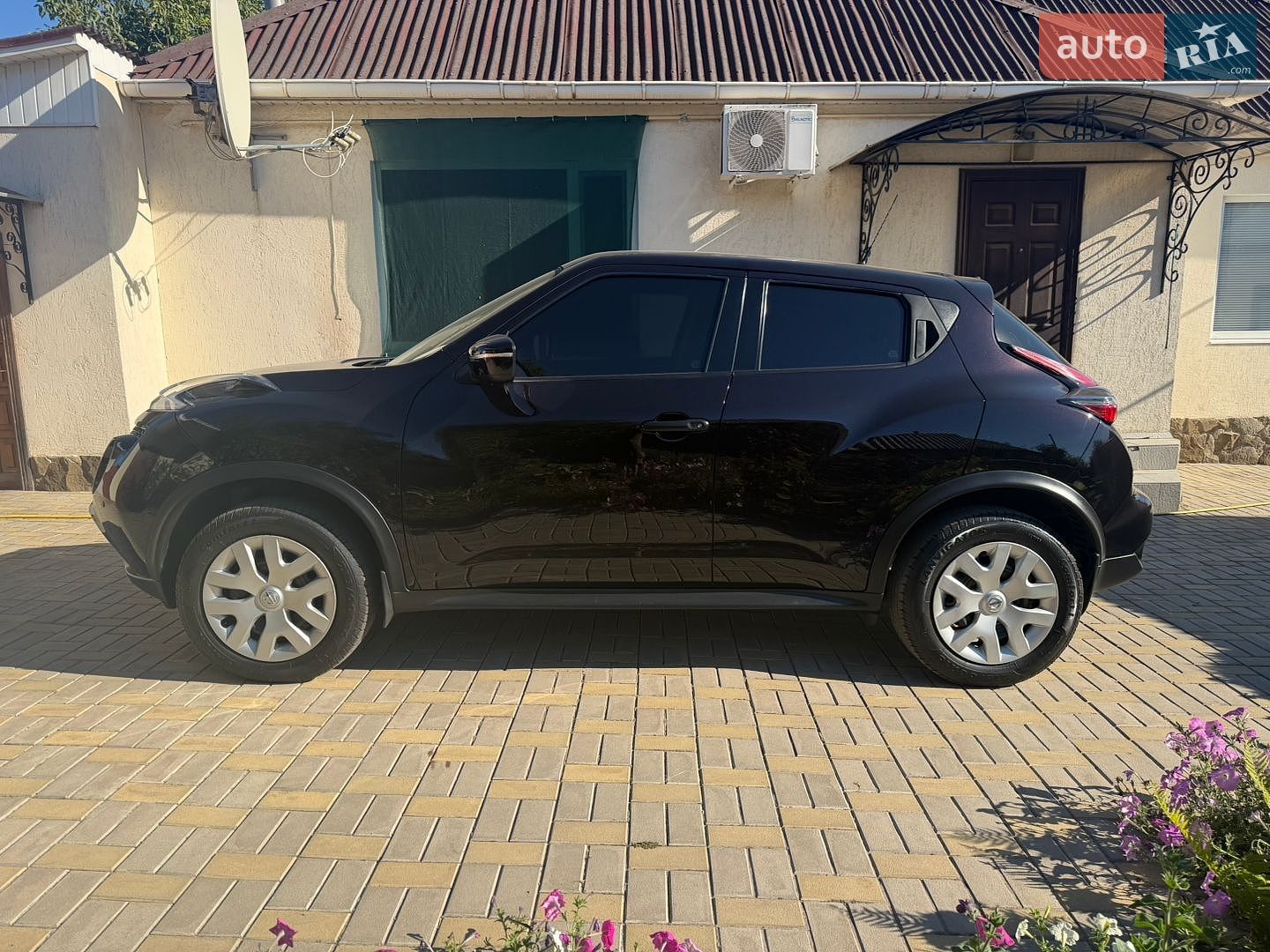Nissan Juke 2018 VIN SJNFBAF15U7437443 фото оголошення 8 з 16
