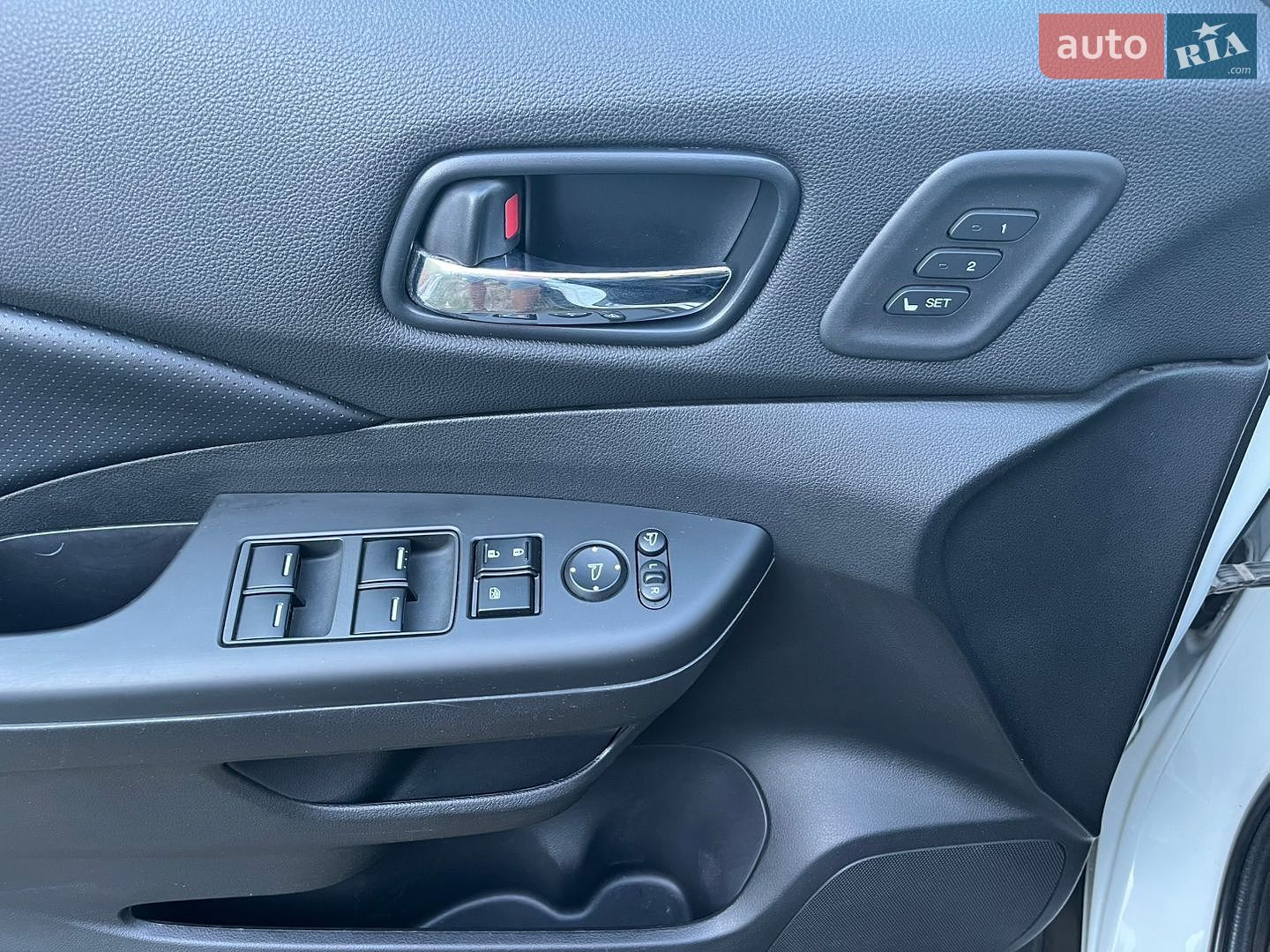 Honda CR-V 2013 VIN SHSRE6890EU002048 фото оголошення 34 з 34