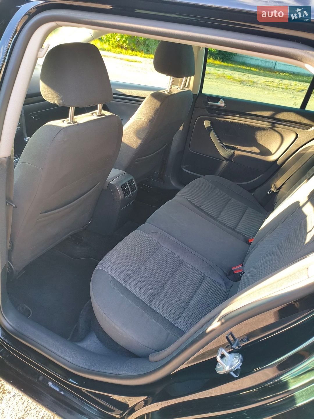 Volkswagen Golf 2010 VIN WVWZZZ1KZAM695991 фото оголошення 5 з 16
