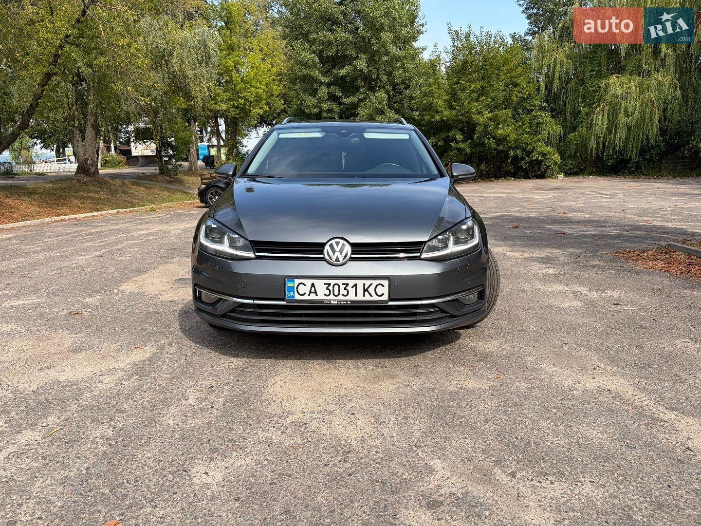 Volkswagen Golf 2018 VIN WVWZZZAUZKP519536 фото оголошення 18 з 35