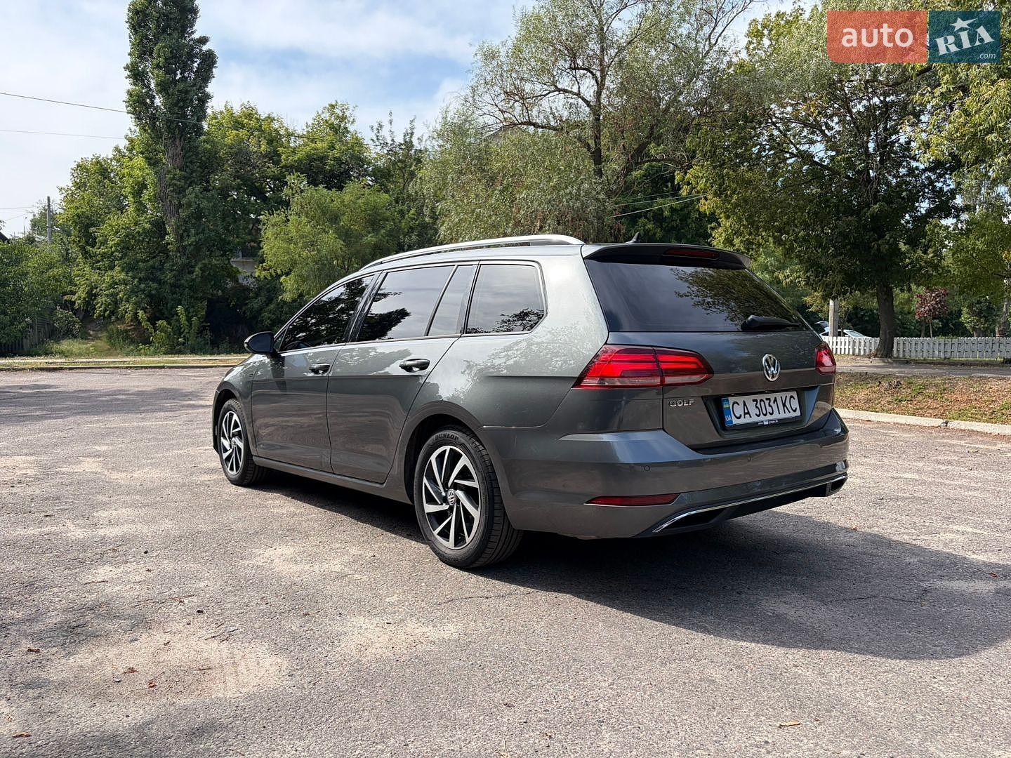 Volkswagen Golf 2018 VIN WVWZZZAUZKP519536 фото оголошення 12 з 35