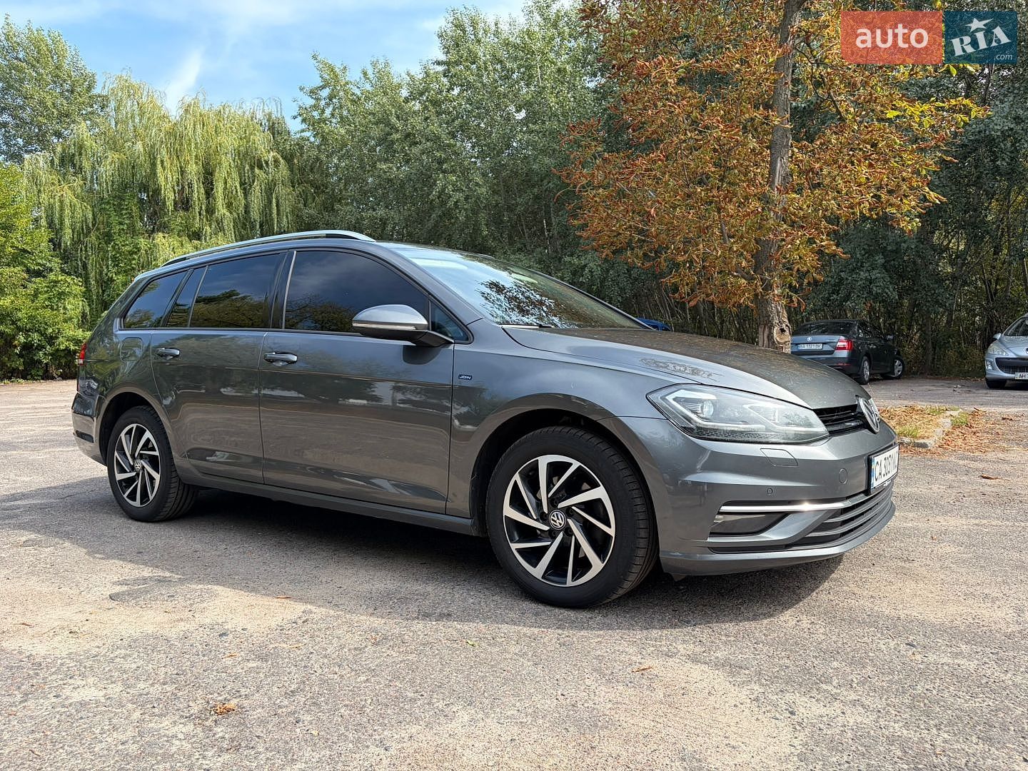 Volkswagen Golf 2018 VIN WVWZZZAUZKP519536 фото оголошення 9 з 35