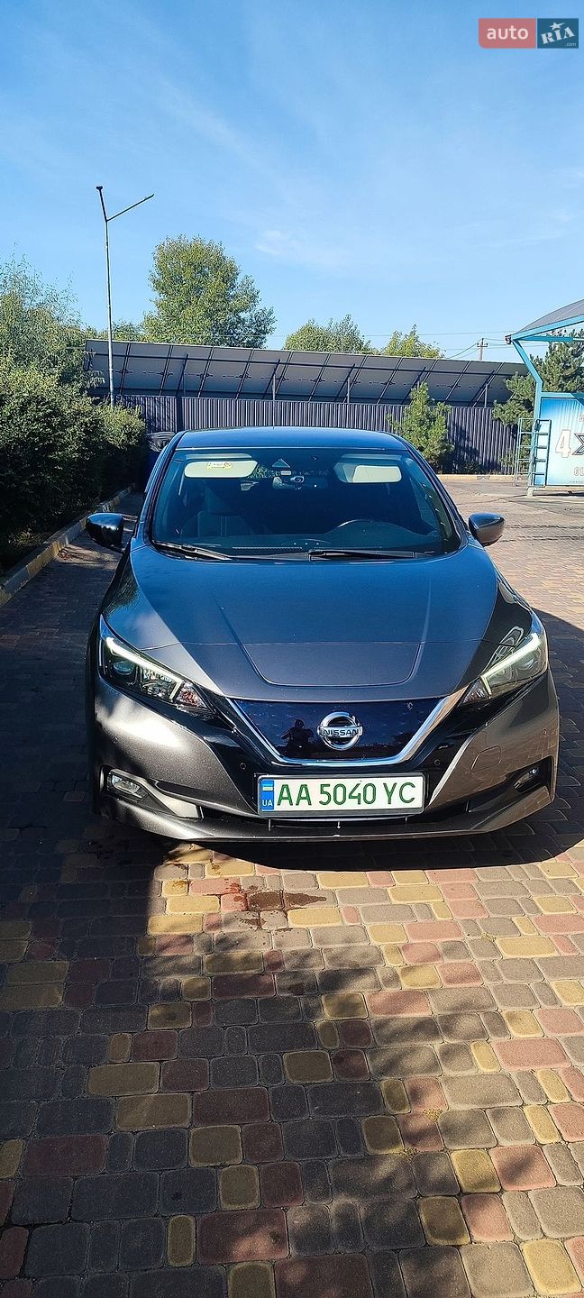 Nissan Leaf 2019 VIN SJNFAAZE1U0081949 фото оголошення 3 з 27