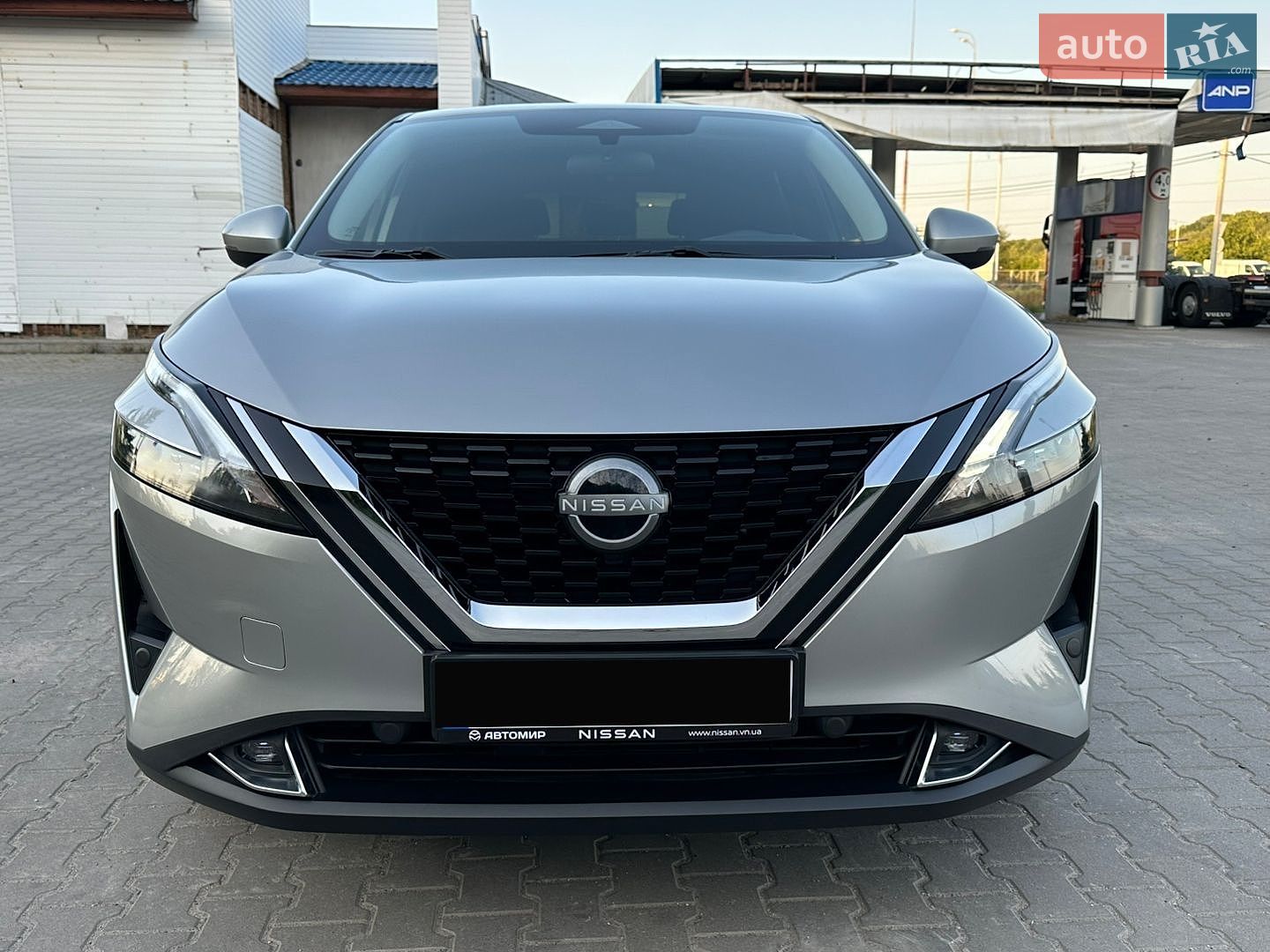 Nissan Qashqai 2023 VIN SJNTAAJ12U1250810 фото оголошення 2 з 35