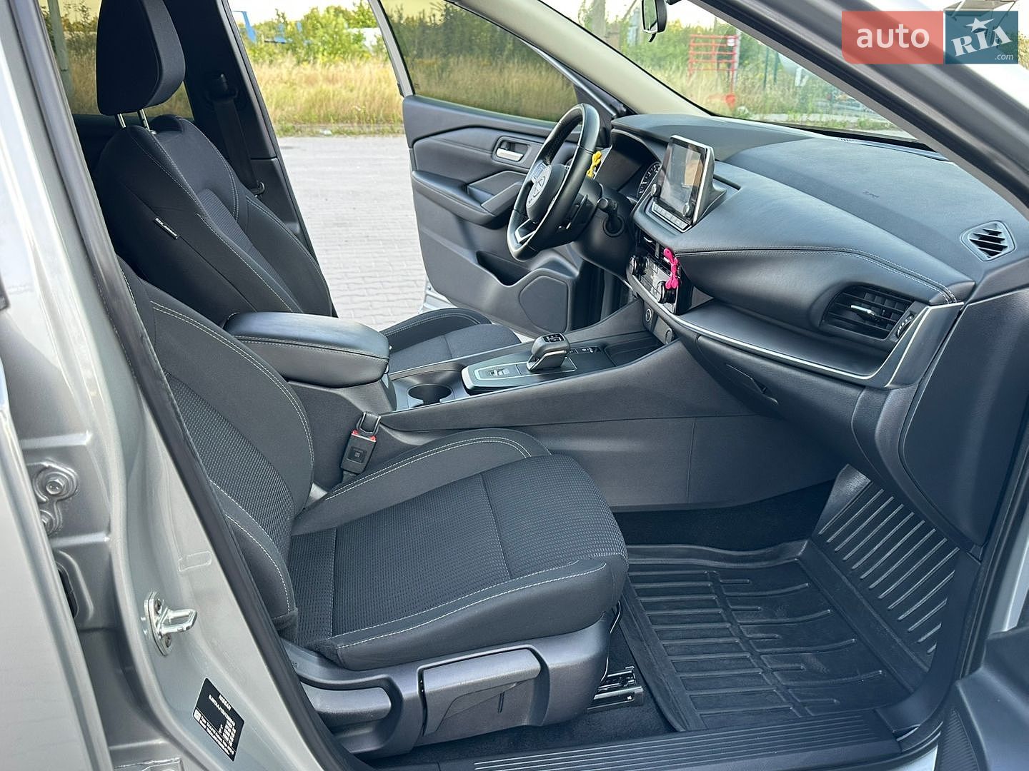 Nissan Qashqai 2023 VIN SJNTAAJ12U1250810 фото оголошення 15 з 35