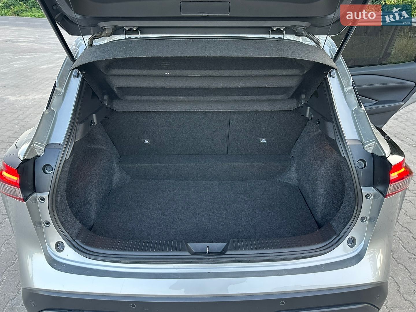 Nissan Qashqai 2023 VIN SJNTAAJ12U1250810 фото оголошення 29 з 35