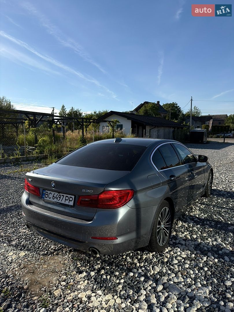BMW 5 Series 2017 VIN WBAJA7C37HWA70023 фото оголошення 3 з 6