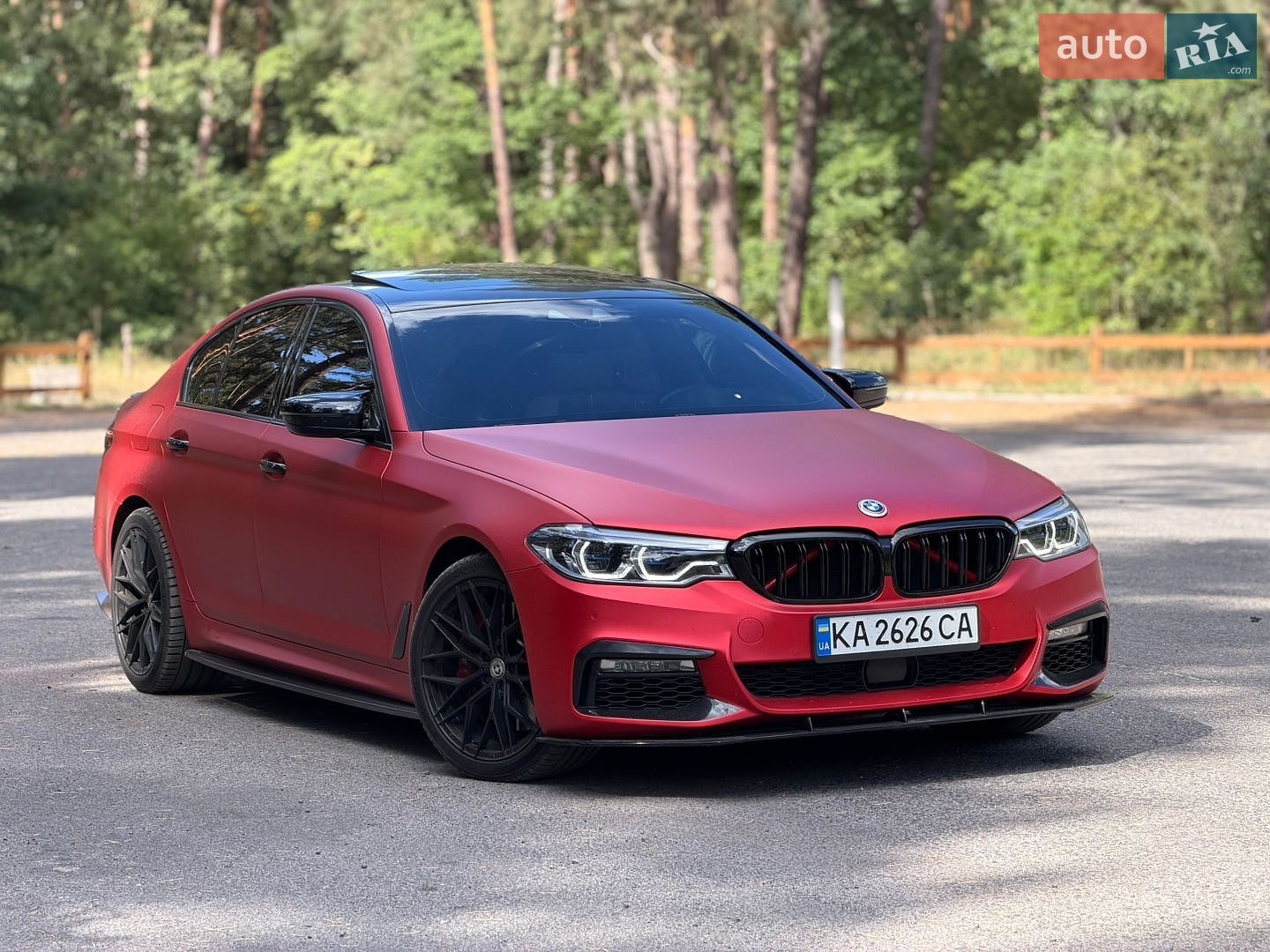 BMW 5 Series 2018 VIN WBAJA5C55JWA57024 фото оголошення 2 з 15