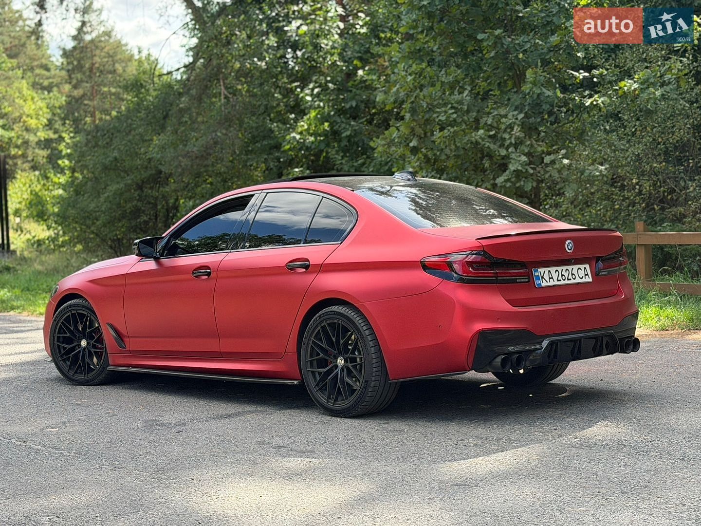 BMW 5 Series 2018 VIN WBAJA5C55JWA57024 фото оголошення 7 з 15
