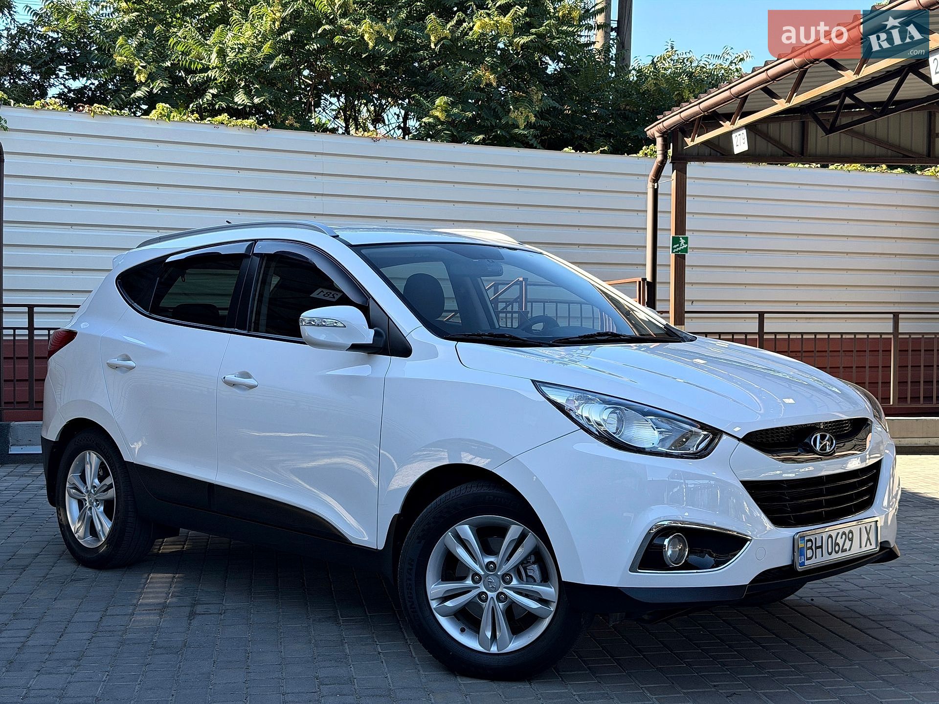 Hyundai ix35 2011 VIN TMAJT81BACJ240293 фото оголошення 26 з 79