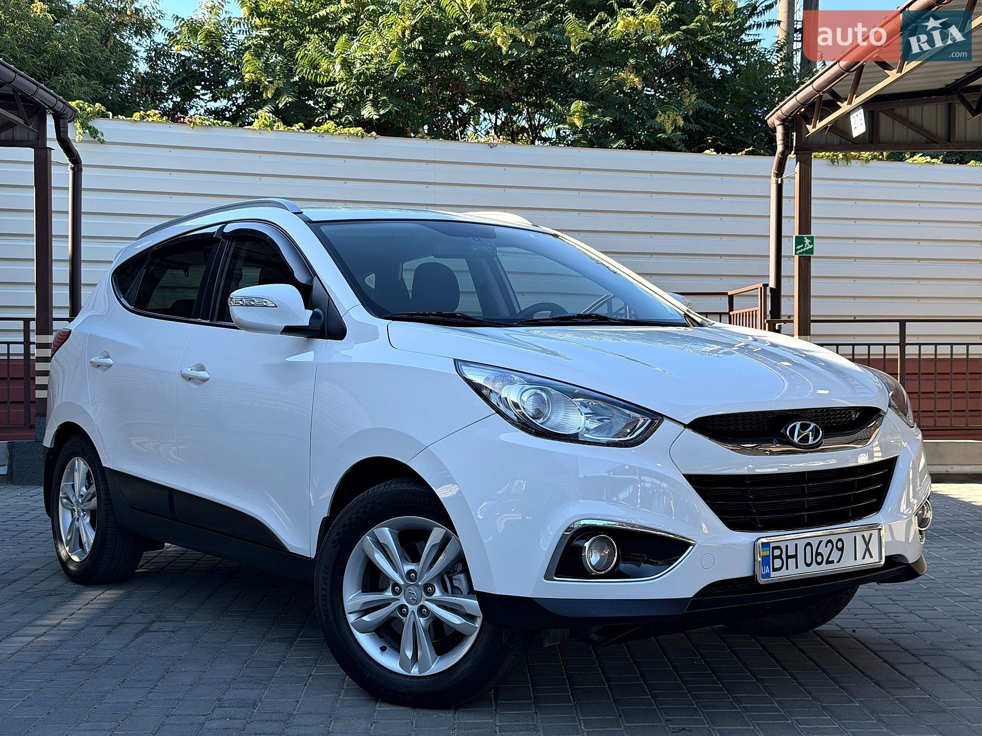 Hyundai ix35 2011 VIN TMAJT81BACJ240293 фото оголошення 28 з 79