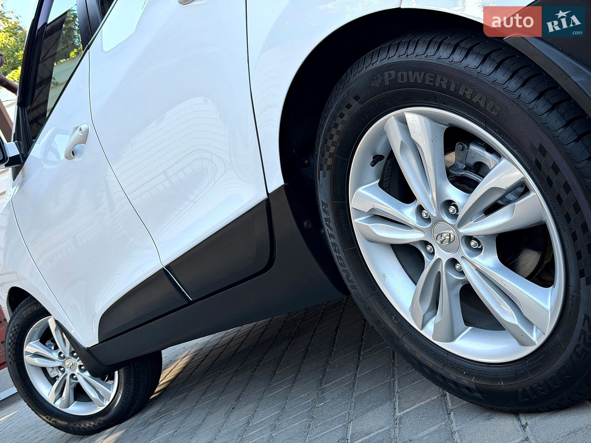 Hyundai ix35 2011 VIN TMAJT81BACJ240293 фото оголошення 31 з 79
