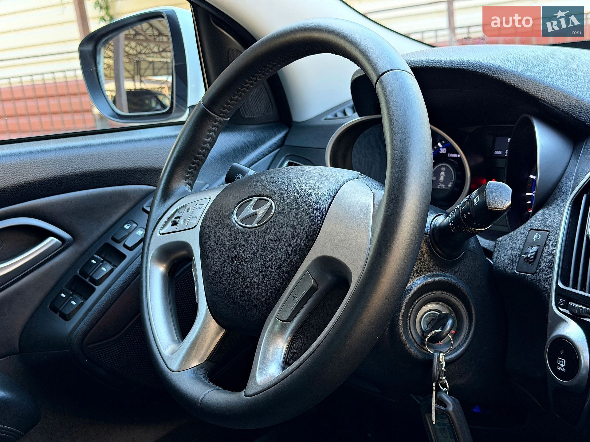 Hyundai ix35 2011 VIN TMAJT81BACJ240293 фото оголошення 48 з 79