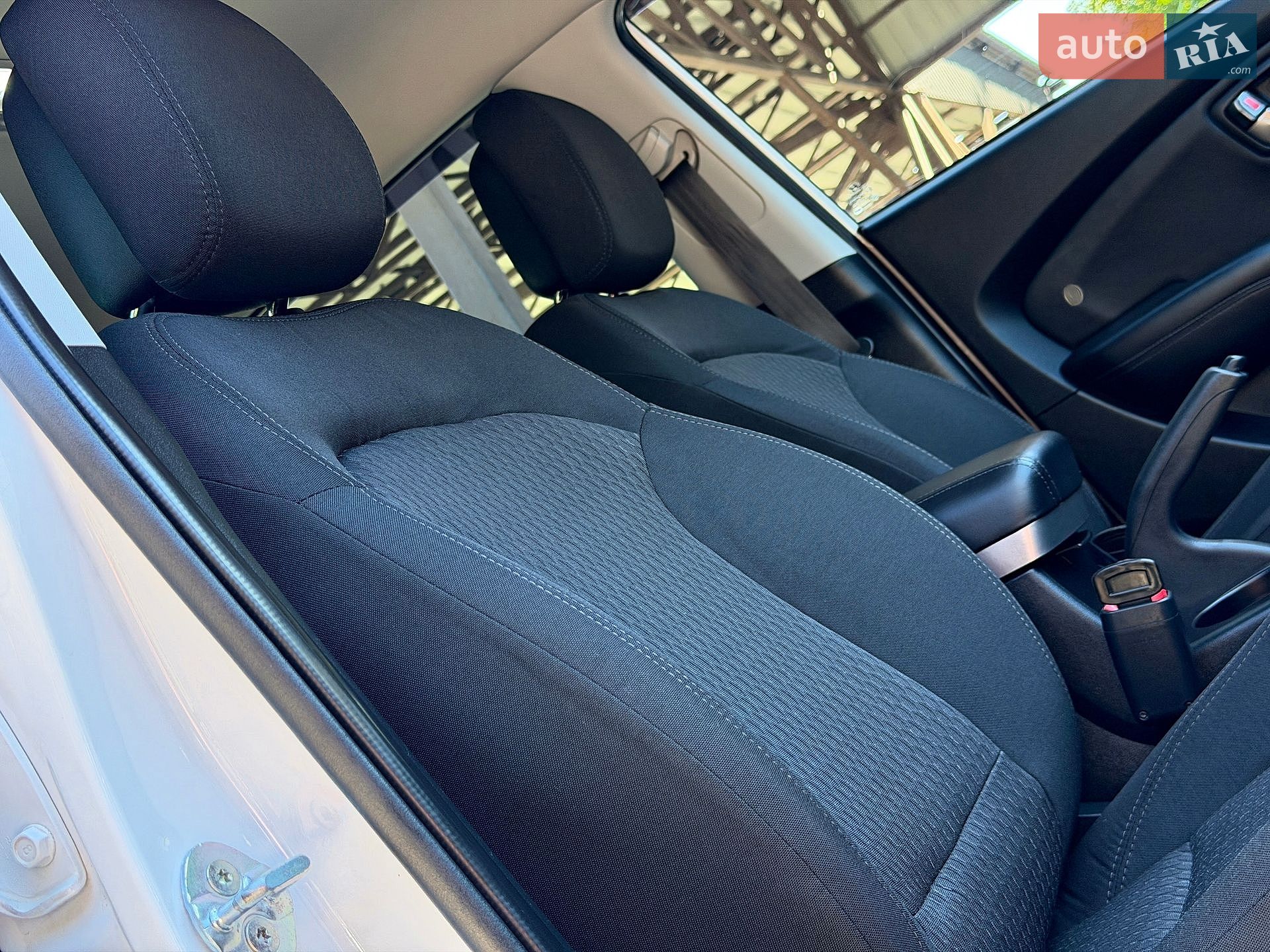 Hyundai ix35 2011 VIN TMAJT81BACJ240293 фото оголошення 54 з 79