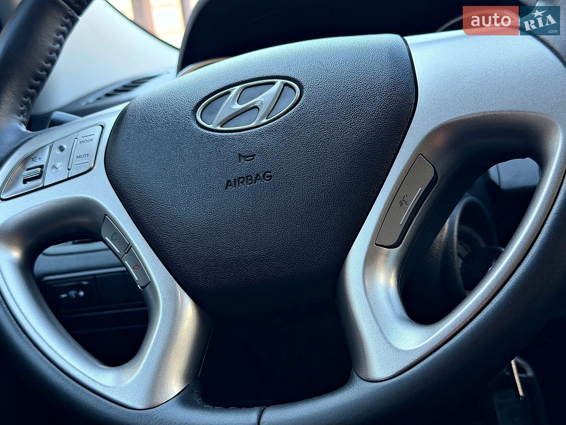 Hyundai ix35 2011 VIN TMAJT81BACJ240293 фото оголошення 59 з 79