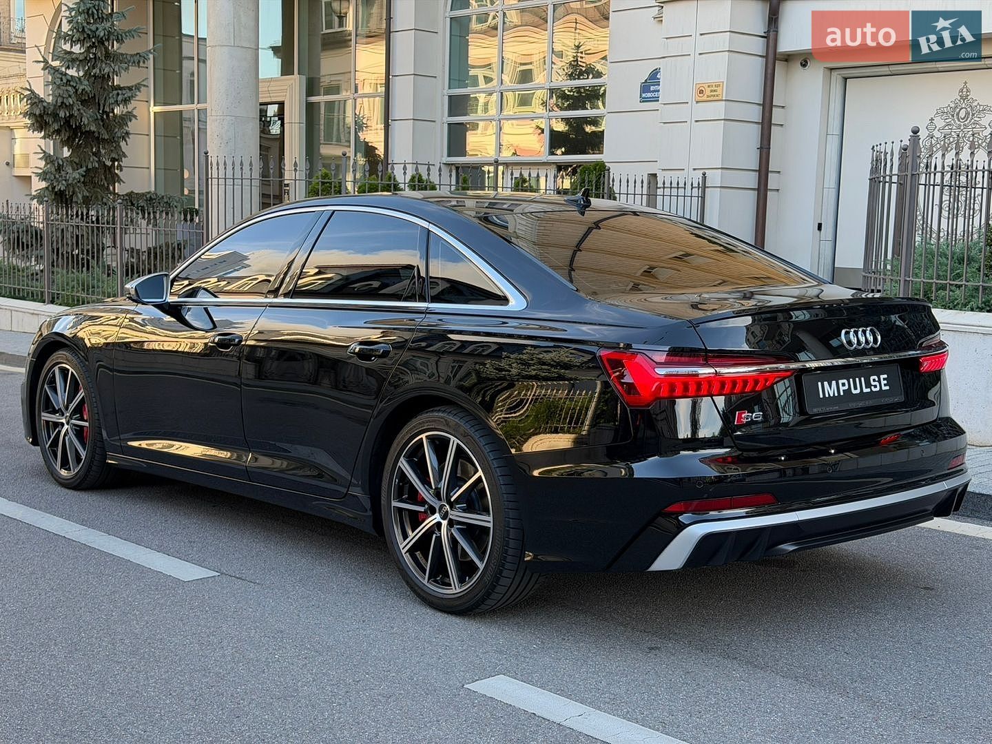 Audi S6 2023 VIN WAUZZZF27RN025047 фото оголошення 12 з 57