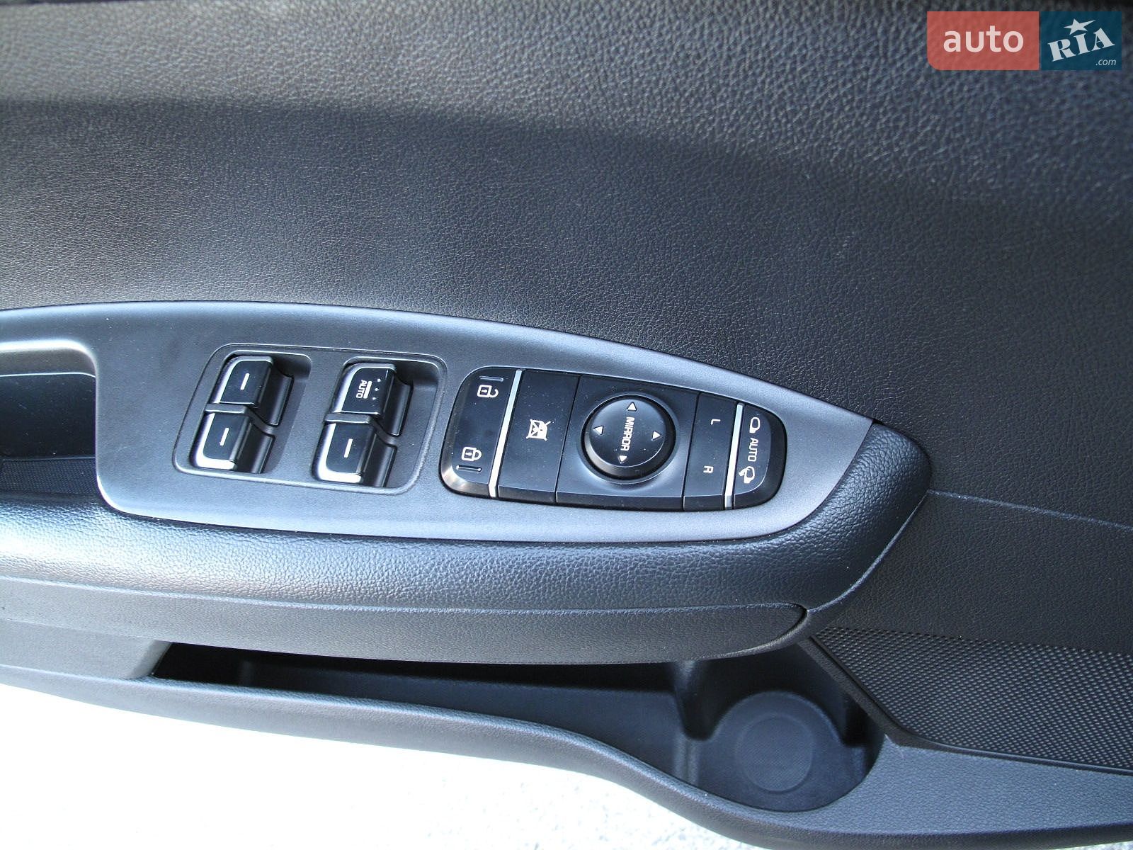 Kia K5 2017 VIN KNAGU416BJA212455 фото оголошення 17 з 80