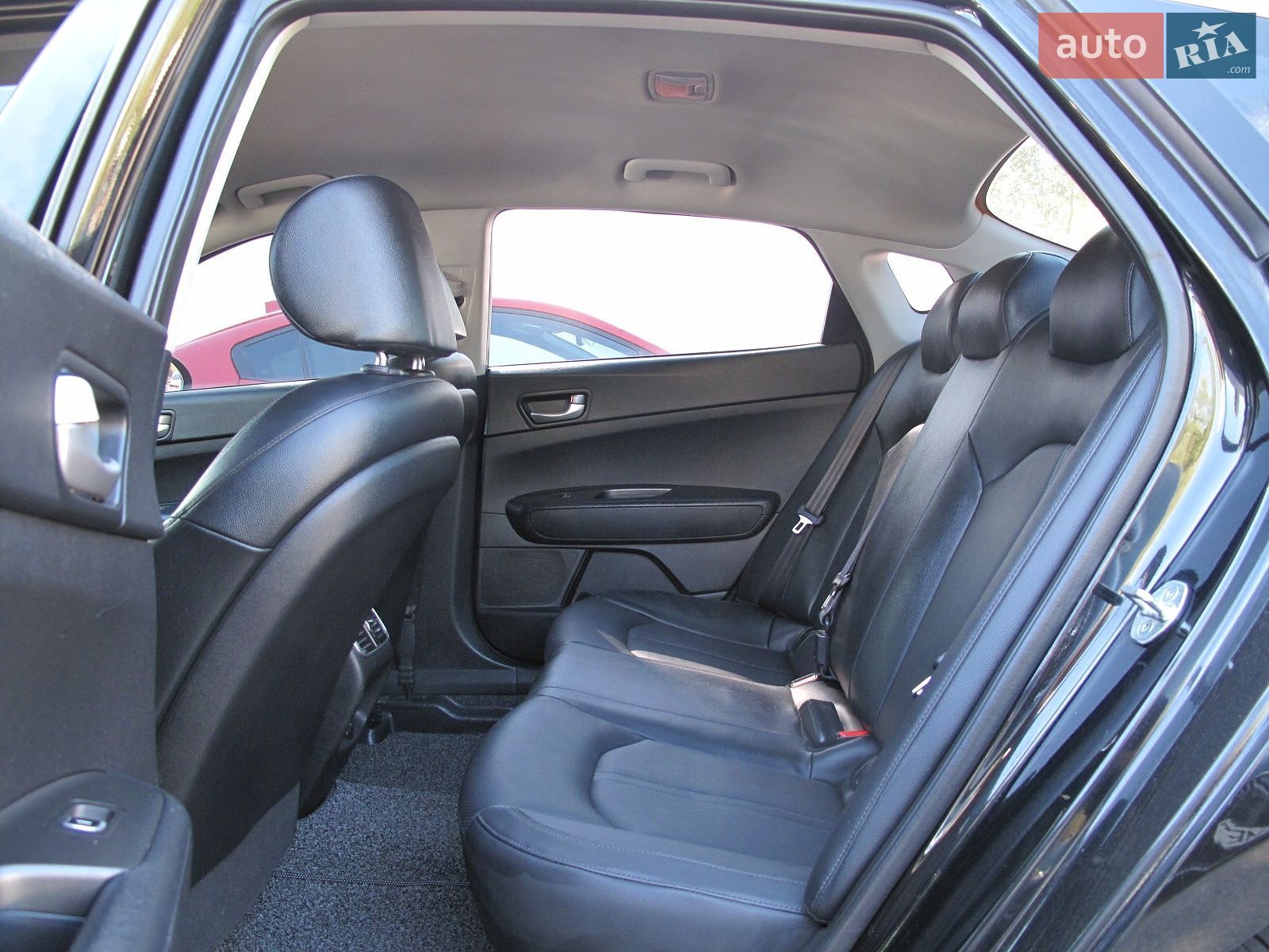 Kia K5 2017 VIN KNAGU416BJA212455 фото оголошення 33 з 80