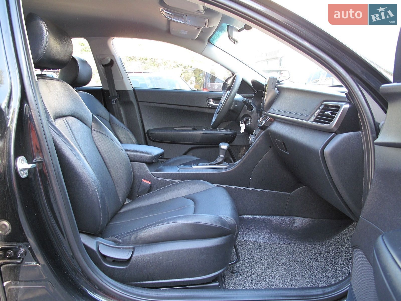 Kia K5 2017 VIN KNAGU416BJA212455 фото оголошення 47 з 80