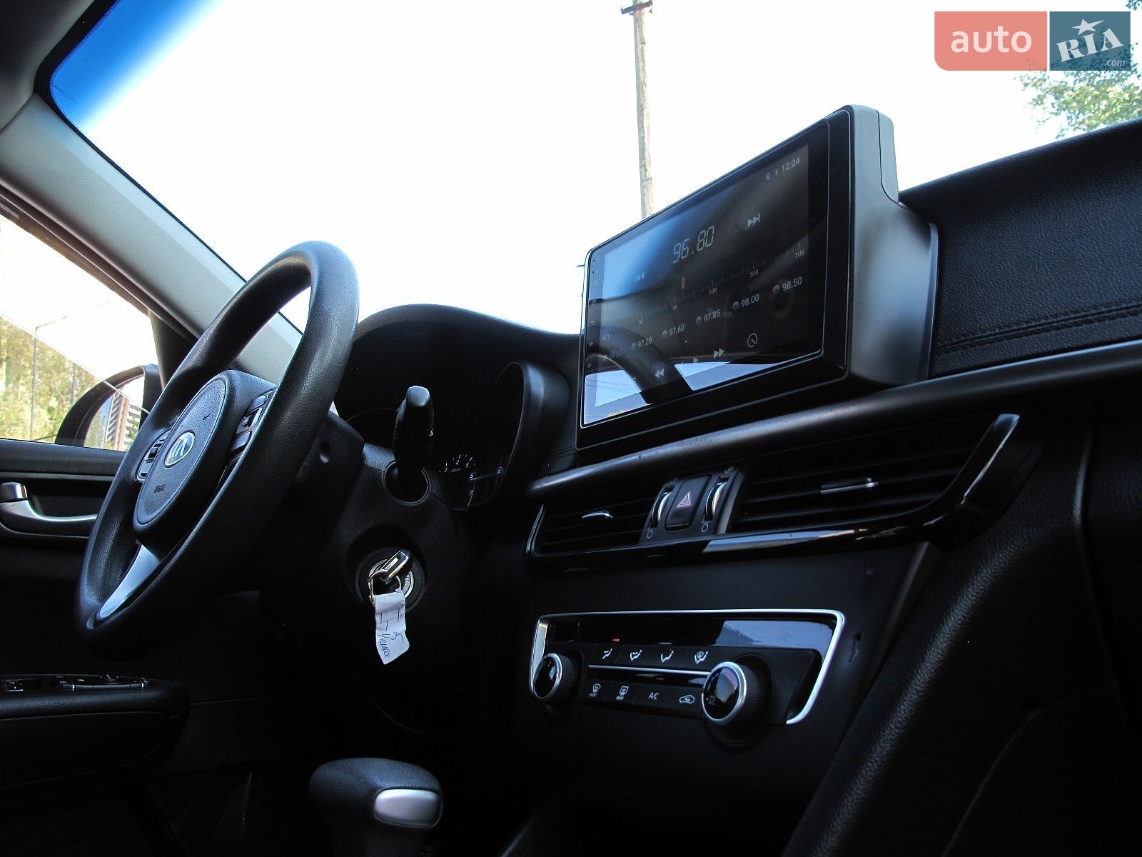 Kia K5 2017 VIN KNAGU416BJA212455 фото оголошення 50 з 80