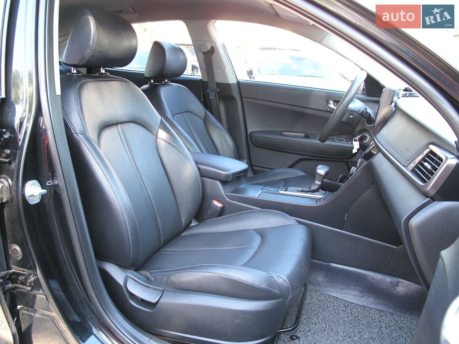 Kia K5 2017 VIN KNAGU416BJA212455 фото оголошення 52 з 80