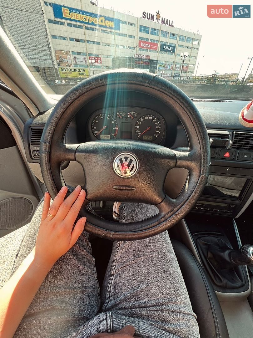 Volkswagen Golf 2000 VIN WVWZZZ1JZ1D020273 фото оголошення 8 з 23