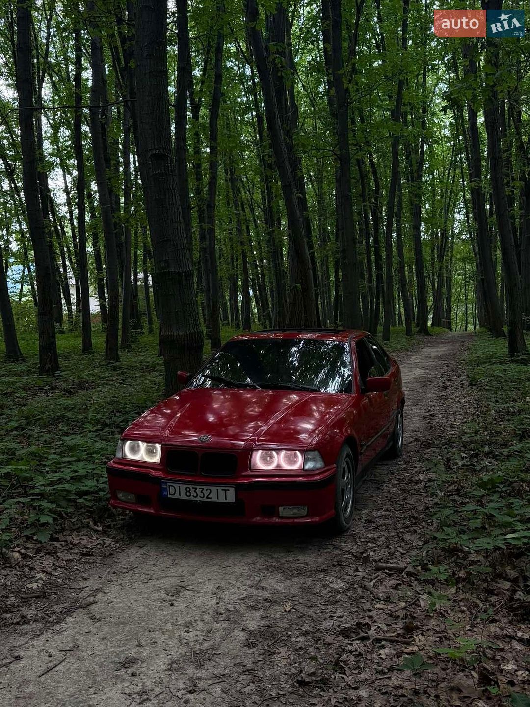 BMW 3 Series 1993 VIN WBACA91080JF05713 фото оголошення 2 з 8
