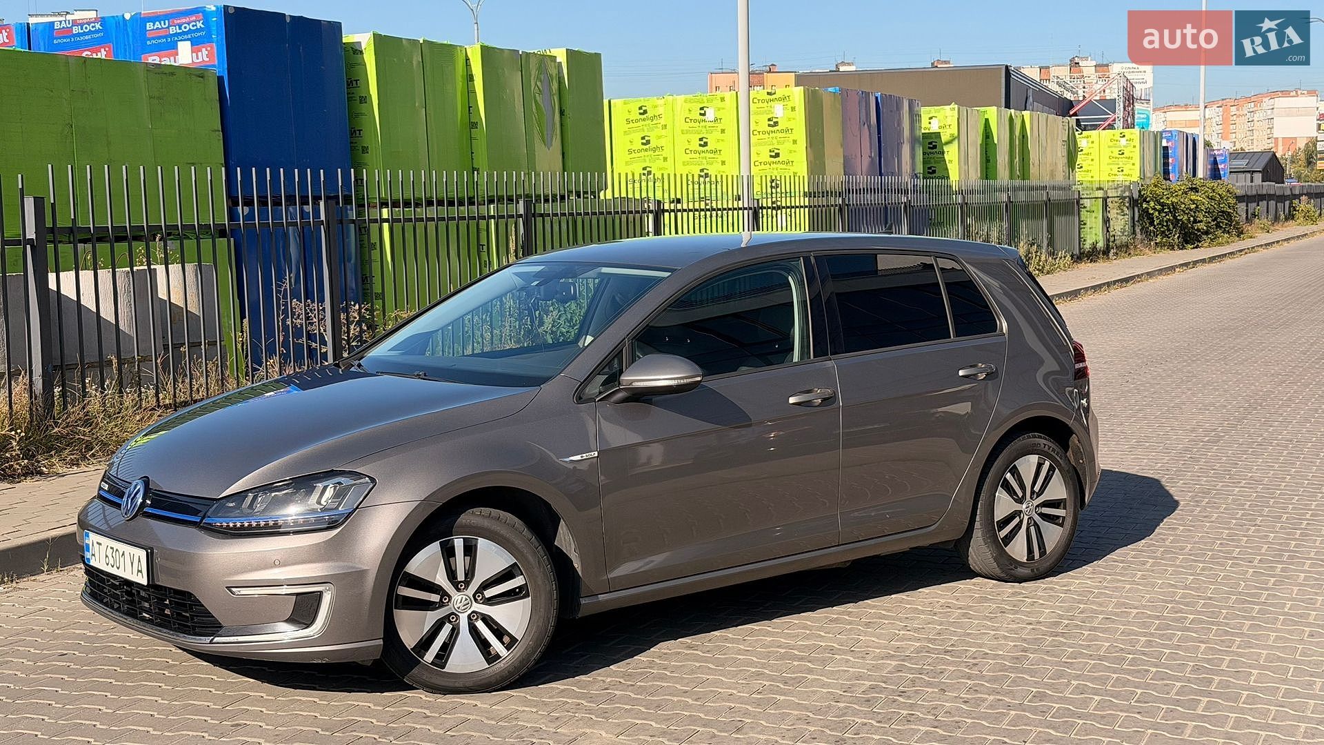Volkswagen e-Golf 2014 VIN WVWZZZAUZFW903789 фото оголошення 16 з 35