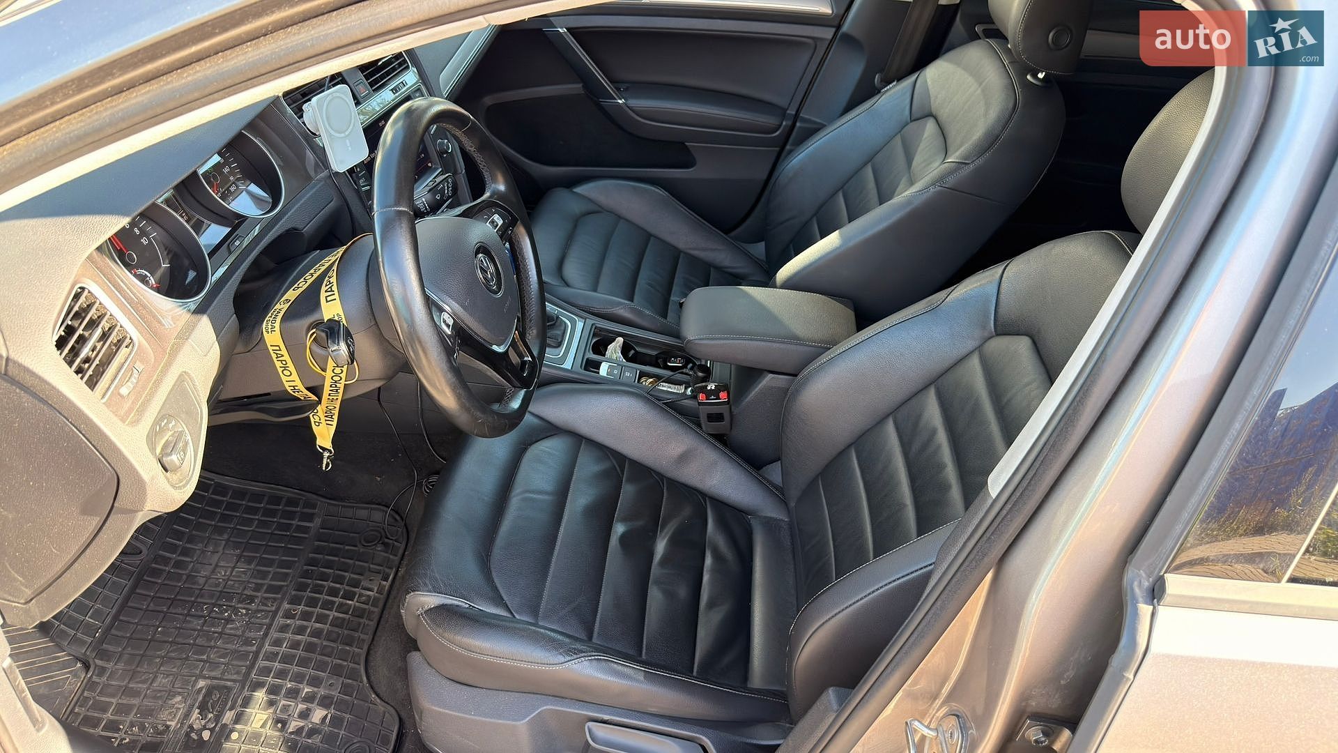 Volkswagen e-Golf 2014 VIN WVWZZZAUZFW903789 фото оголошення 3 з 35