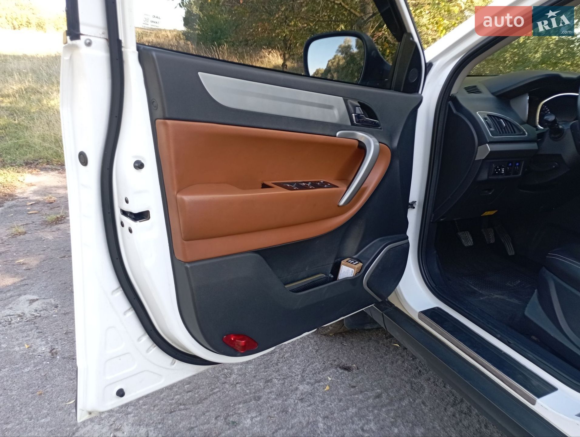 JAC S5 2014 VIN LJ12EKS45F4700406 фото оголошення 12 з 45
