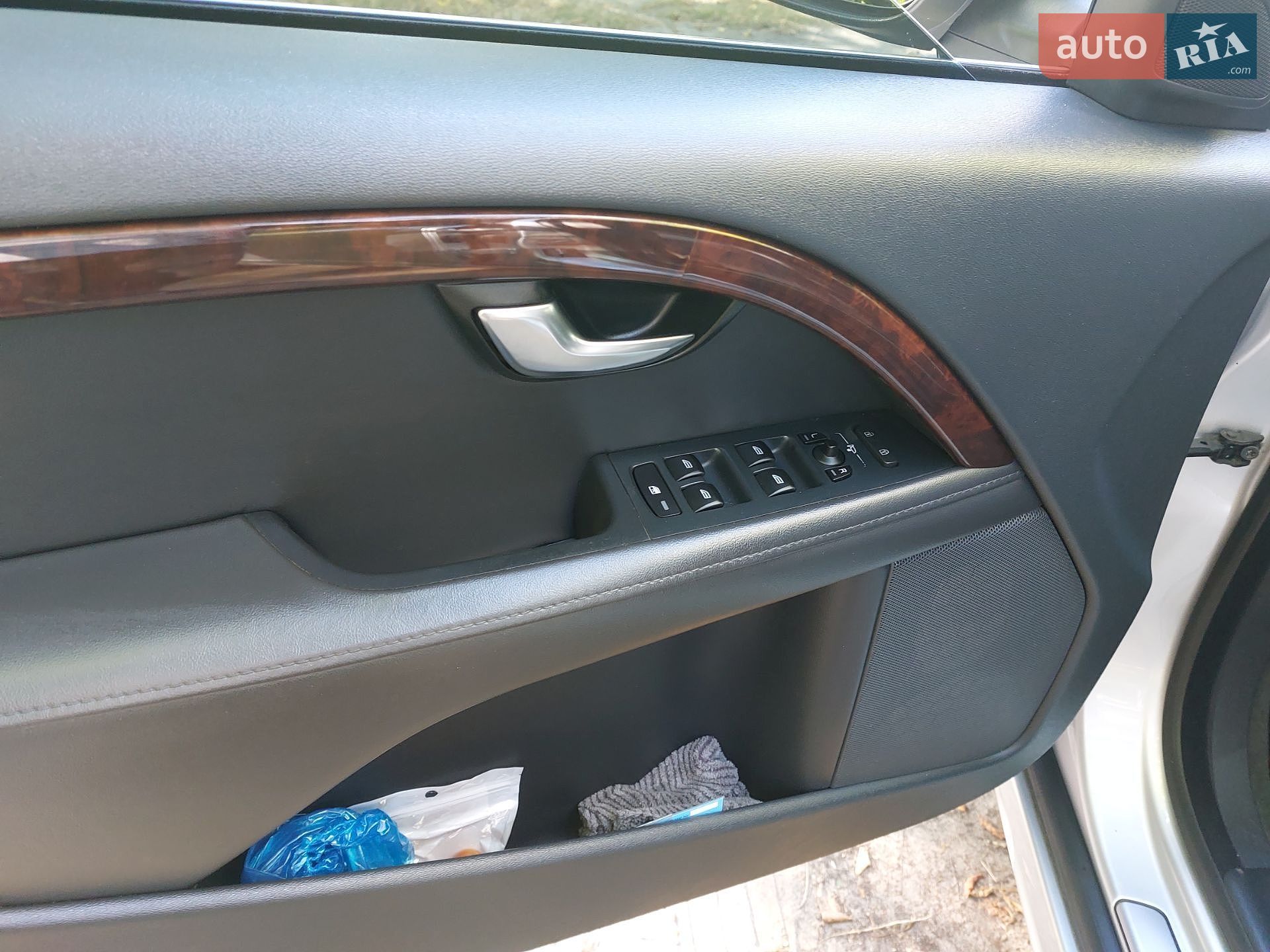 Volvo S80 2014 VIN YV1AS82K0E1182307 фото оголошення 18 з 39